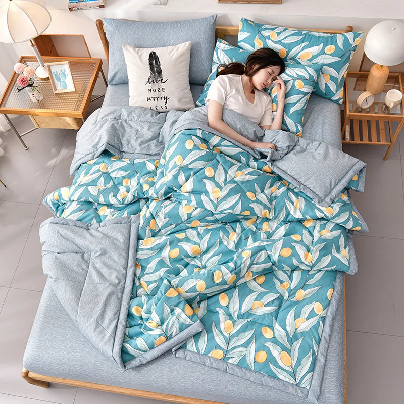 Fashion Skin-friendly Summer Cool Blanket Comfortable Lightweight Air Condition Comforter Machine Washable Quilt for Adults Kids